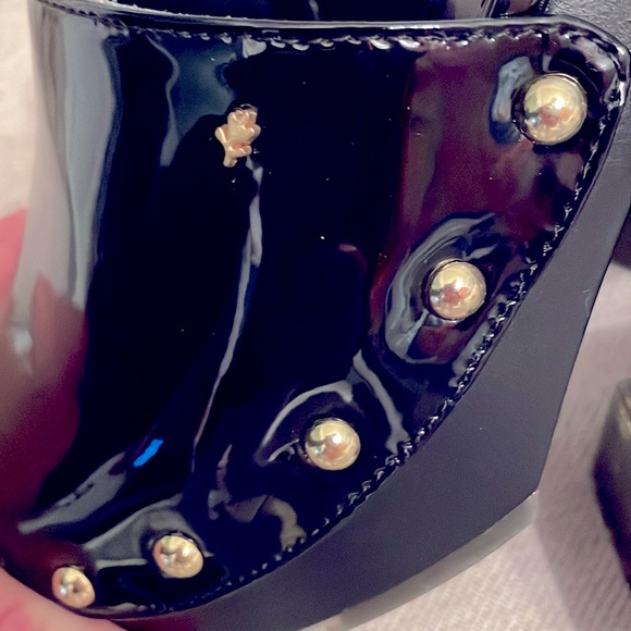 Cool Planet by Steve Madden black Patent leather type Sandal Size 8.5 - Picture 6 of 6